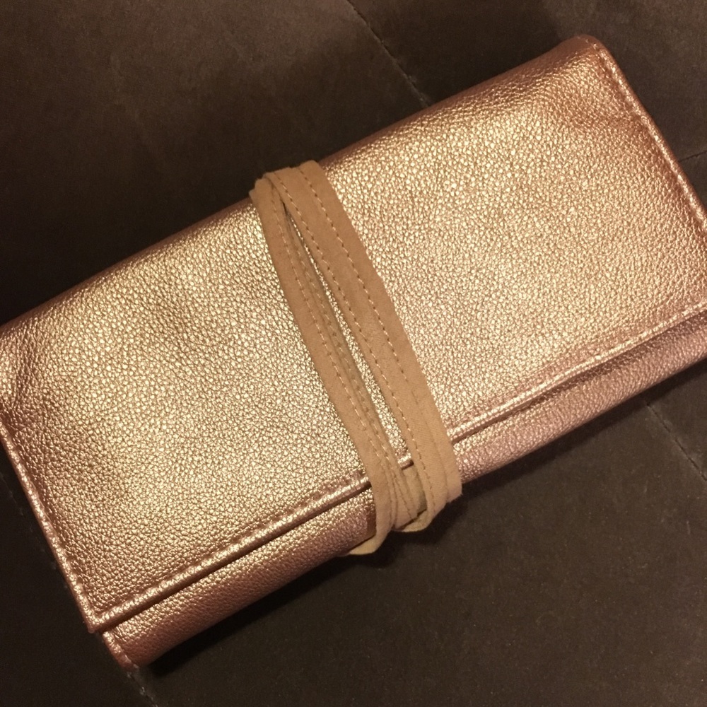 FREE GIFT 💝 🆕 Travel Jewelry Pouch 💍